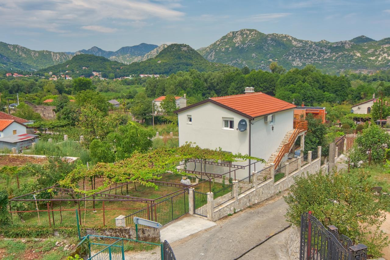 Villa Semeder 威尔帕扎 外观 照片